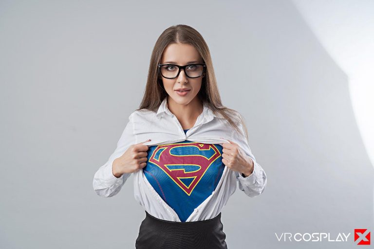 supergirl-vr-cosplay-sybil-01
