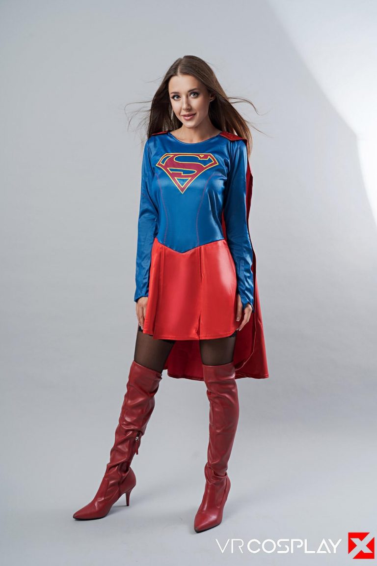 supergirl-vr-cosplay-sybil-20