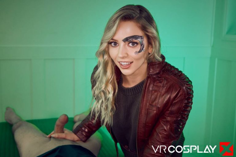 cosplay-vr-porn-Lily-Larimar-13