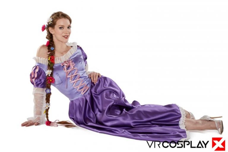 vr-porn-cosplay-rapunzel-12